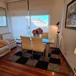 Precioso Piso, Luminoso Y Calido En Santander, Con Parking Gratuito Con Acceso Directo Al Piso