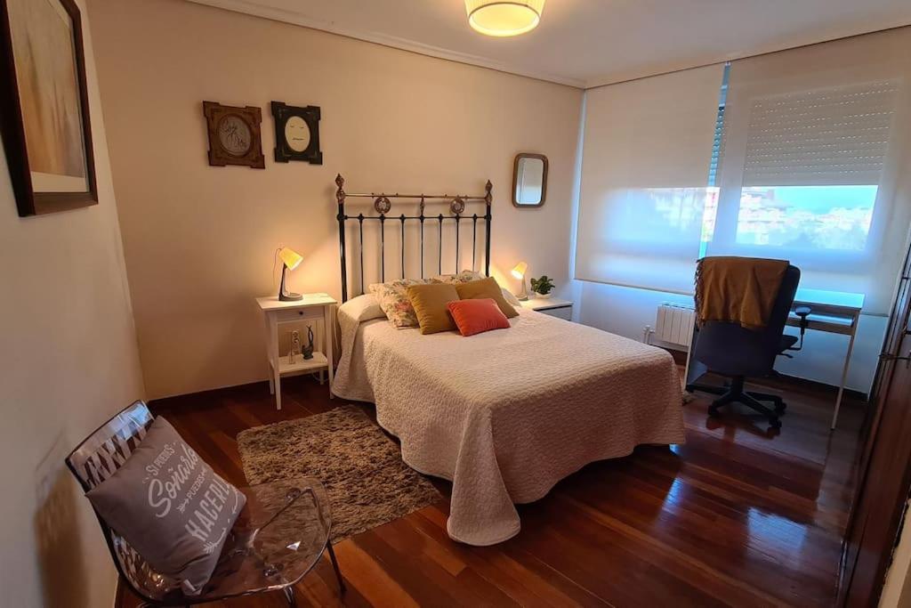 Precioso Piso, Luminoso Y Calido En Santander, Con Parking Gratuito Con Acceso Directo Al Piso Apartamento *