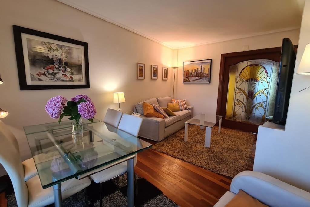 Apartamento Precioso Piso, Luminoso Y Calido En Santander, Con Parking Gratuito Con Acceso Directo Al Piso Santander
